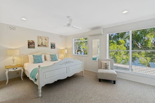 3 Bedroom Deluxe Waterfront