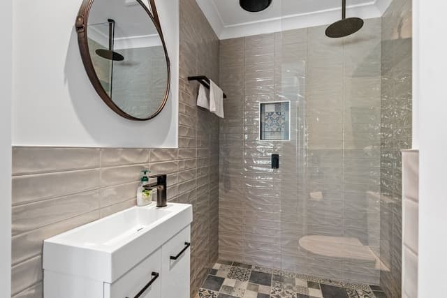 2 Bedroom Waterfront