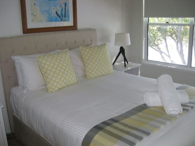 3 Bedroom Deluxe Waterfront