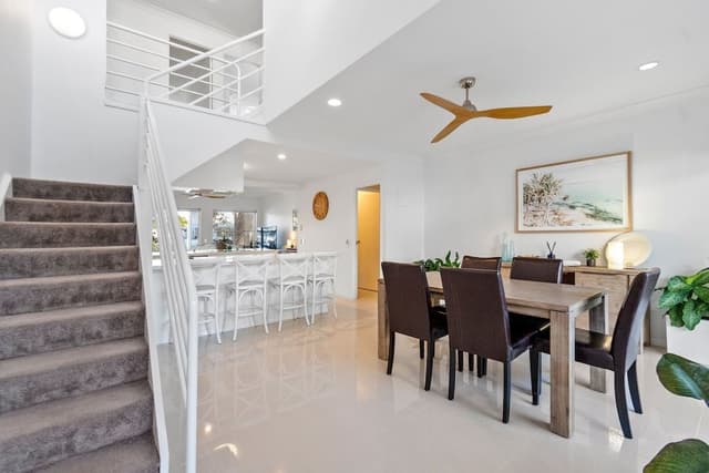 3 Bedroom Waterfront