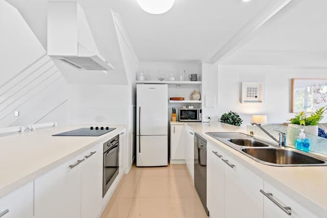 3 Bedroom Waterfront