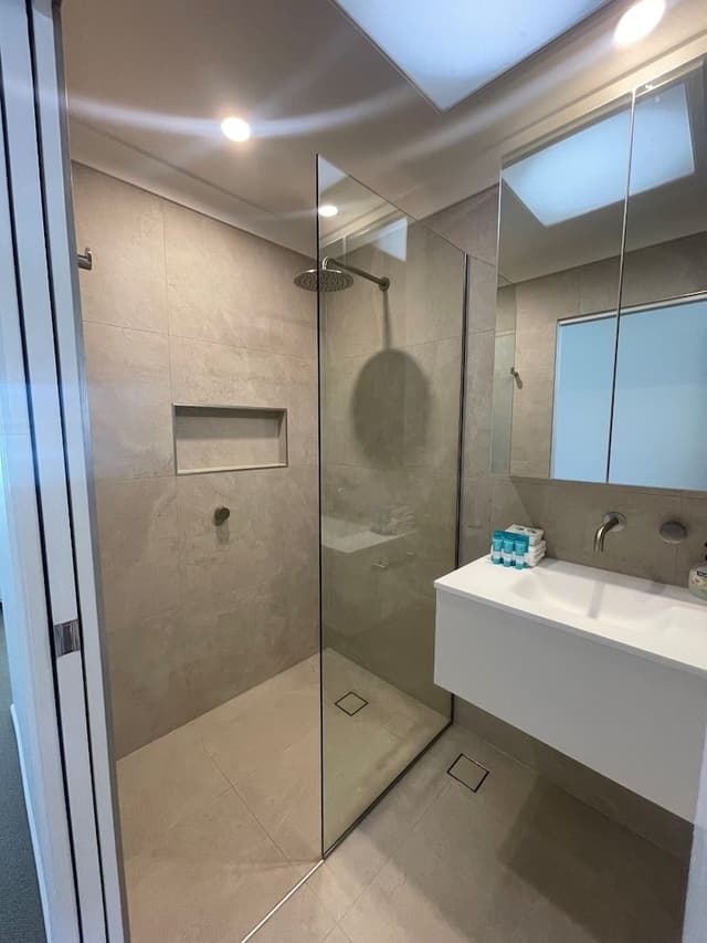 3 Bedroom Waterfront
