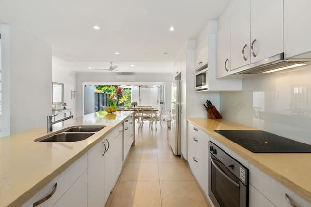 3 Bedroom Deluxe Waterfront