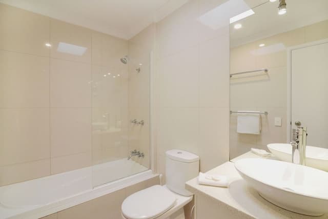 3 Bedroom Deluxe Waterfront
