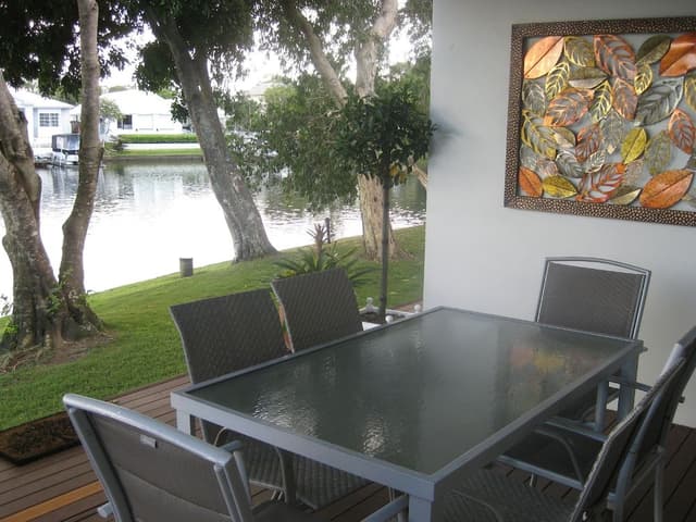 3 Bedroom Waterfront