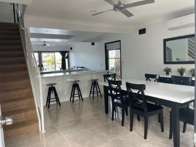 3 Bedroom Waterfront