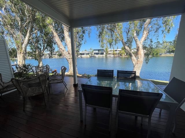 3 Bedroom Waterfront
