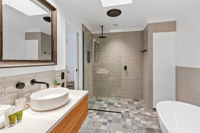 2 Bedroom Waterfront