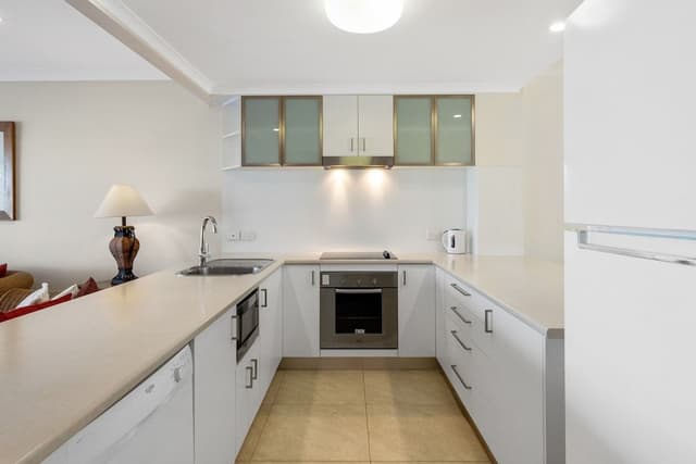 3 Bedroom Waterfront