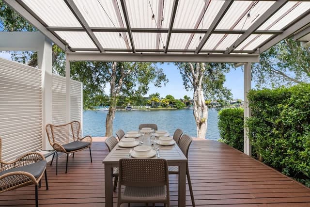 2 Bedroom Waterfront