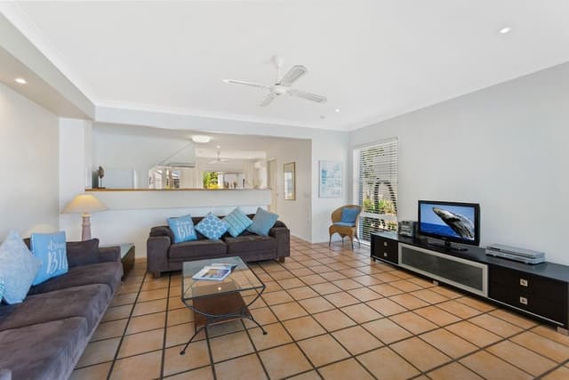 3 Bedroom Waterfront
