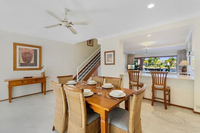 3 Bedroom Waterfront