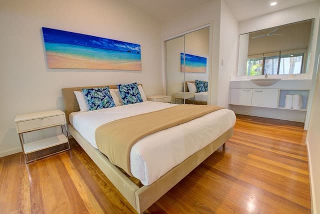 Standard Apartment, Non Smoking, Kitchenette (2 Bed 2 Bath 5 night Min)