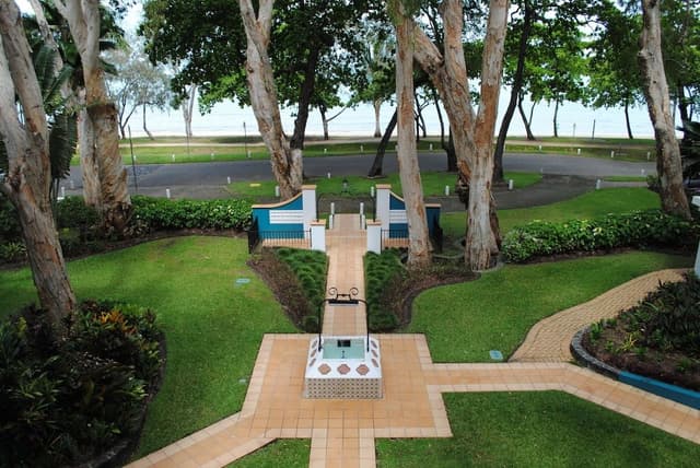 2 Bedroom Beachview