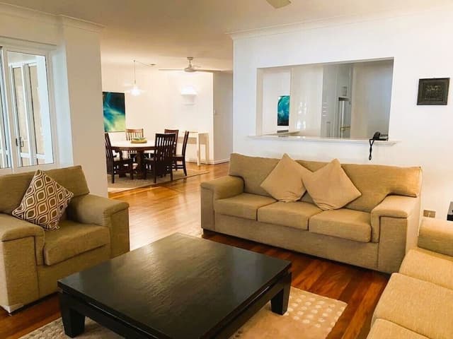 2 Bedroom Beachview