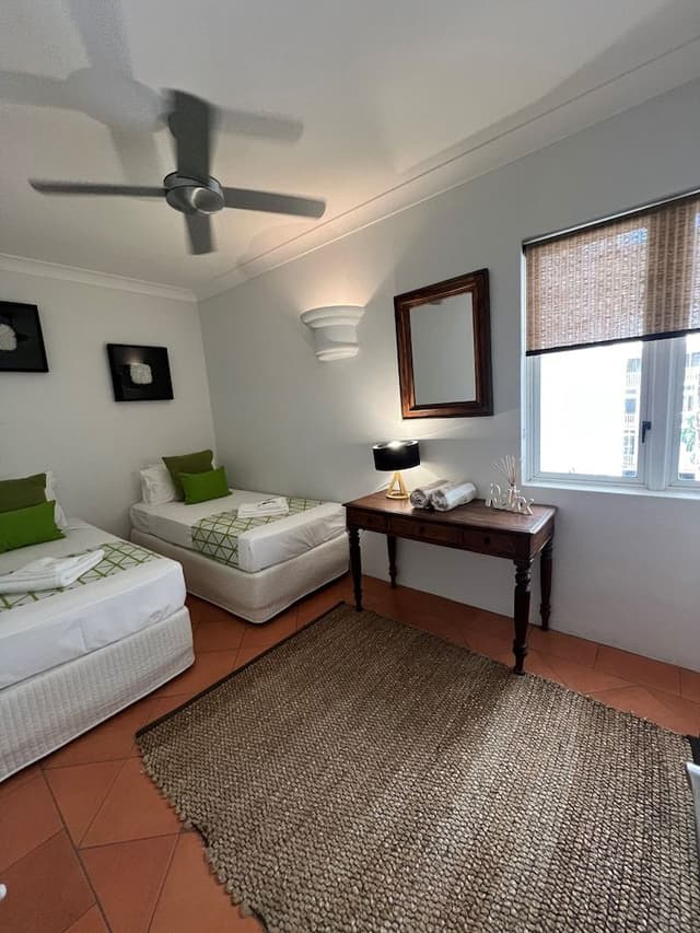 2 Bedroom Beachview