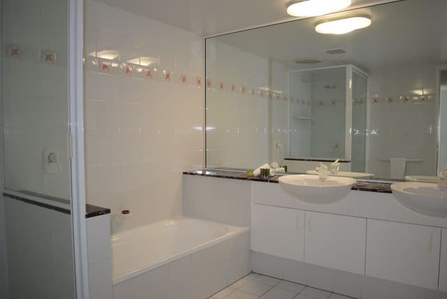 3 Bedroom Beachview