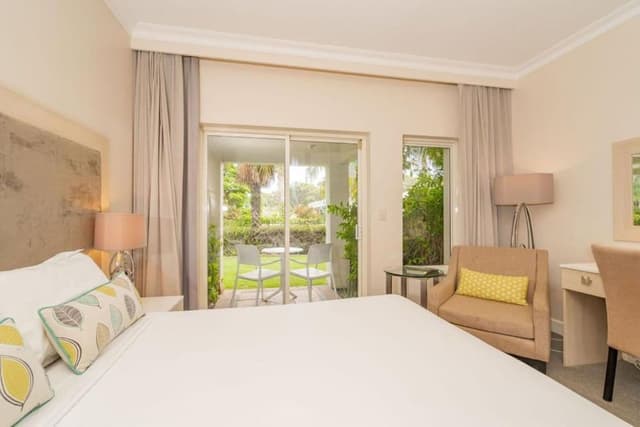 Gardenview Queen Room