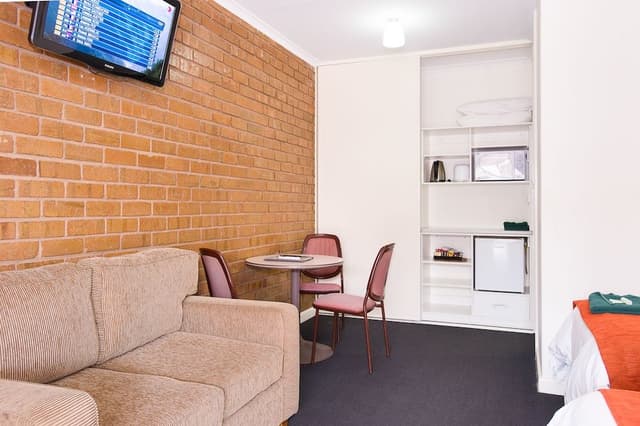 Standard Suite