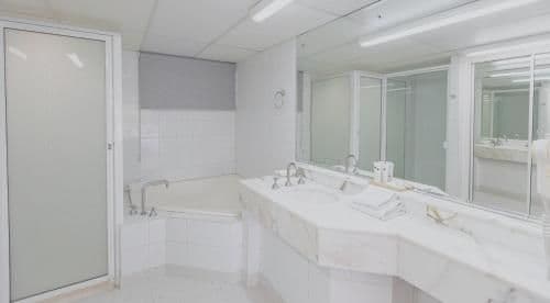 Deluxe Studio