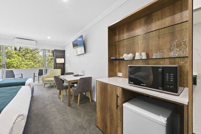 Superior Twin Room, Balcony, River View