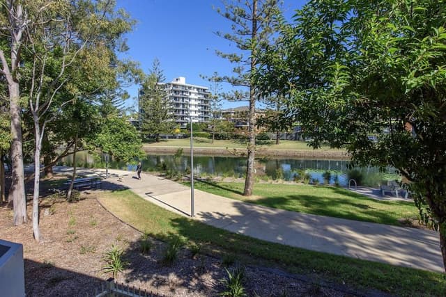 Superior Twin Room, Balcony, River View