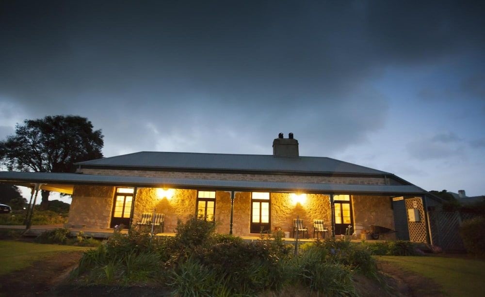 Robe House3