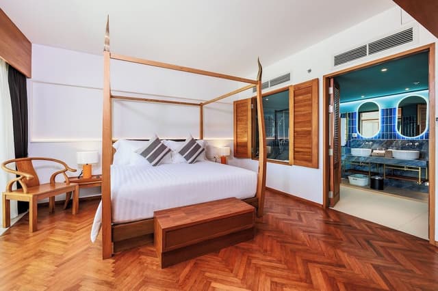 Deluxe Suites
