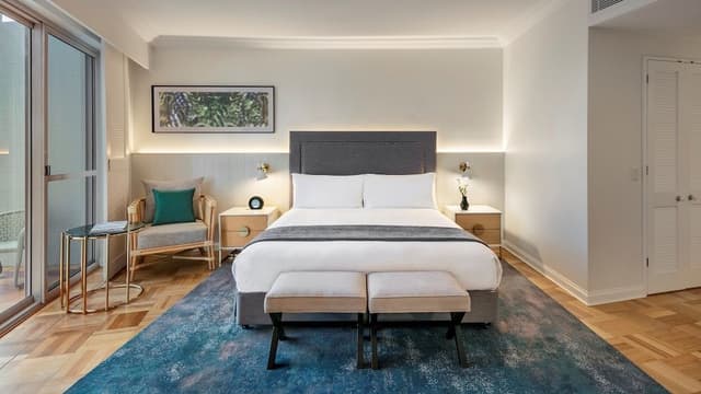 Classic Room, 1 King Bed, Lagoon View