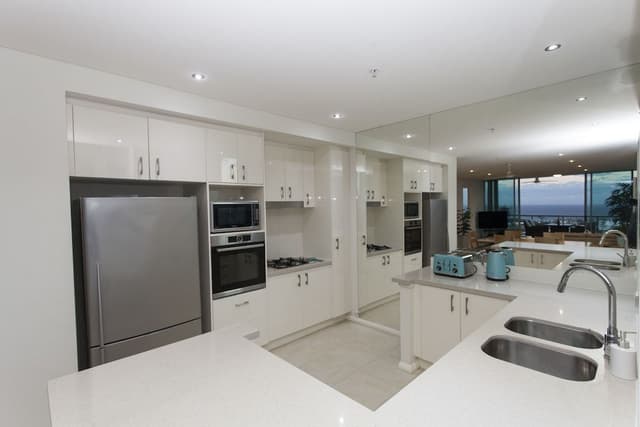3 Bedroom Ocean View Apartment