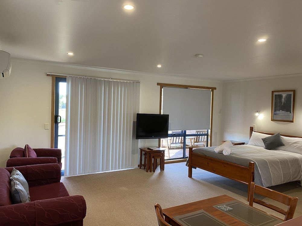 Marsden Court2