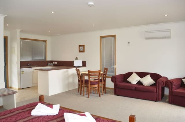 Superior Garden Apartment