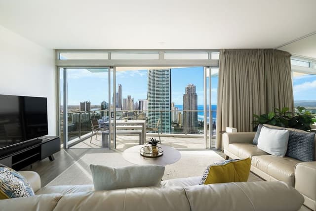 3 Bedroom Superior Ocean View Apt