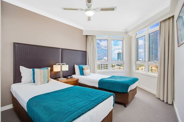 Room, 2 Bedrooms