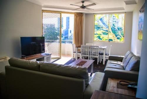 Deluxe Family Room