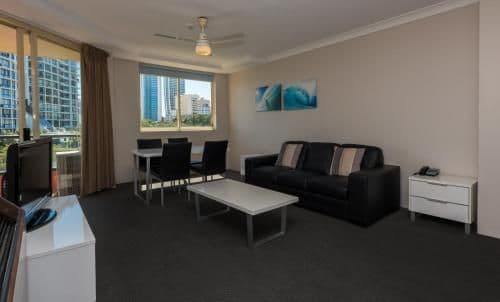 Deluxe Family Room