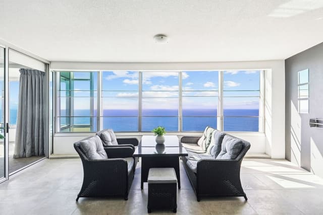 4 Bedroom Ocean Sub-Penthouse