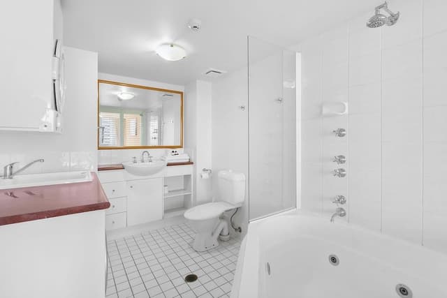 1 Bedroom Ocean View Spa Apartment