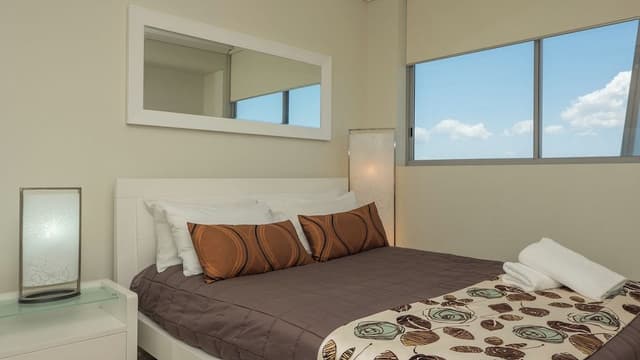 3 Bedroom 2 Bathroom Sub Penthouse