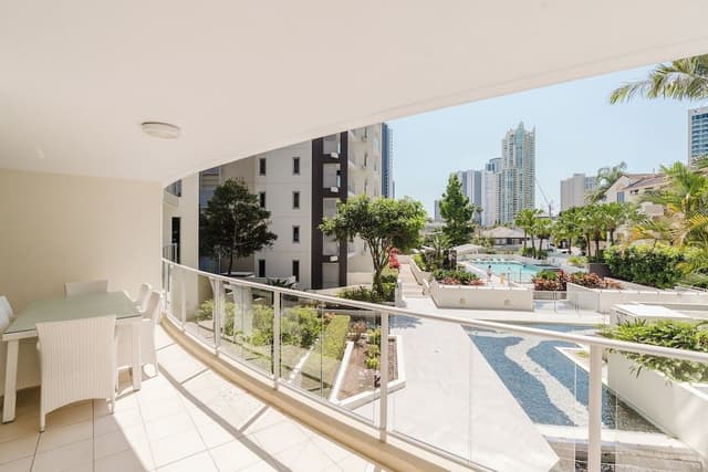 2 Bedroom 1 Bathroom Apartment