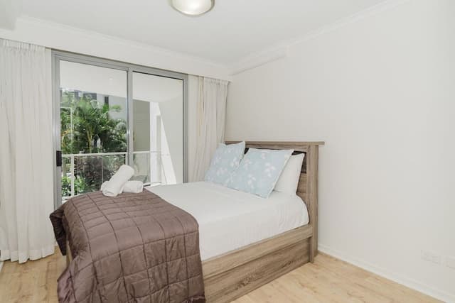 2 Bedroom 1 Bathroom Apartment