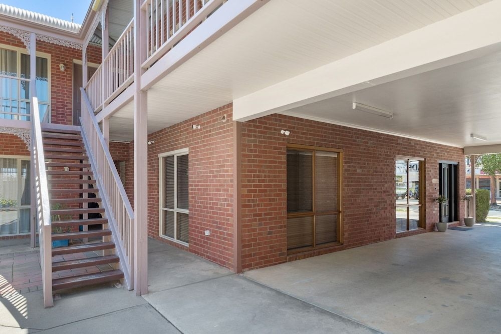 Best Western Burke And Wills Motor Inn1