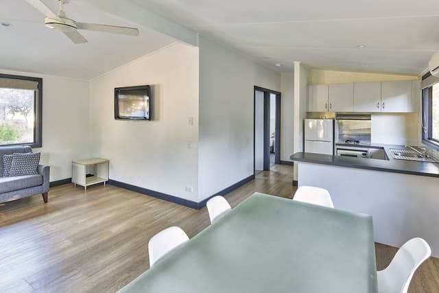Narrabeen Cabin