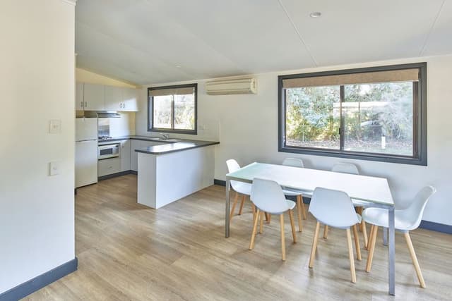 Narrabeen Cabin