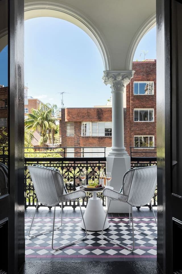 Premium King Balcony Room, 1 King Bed