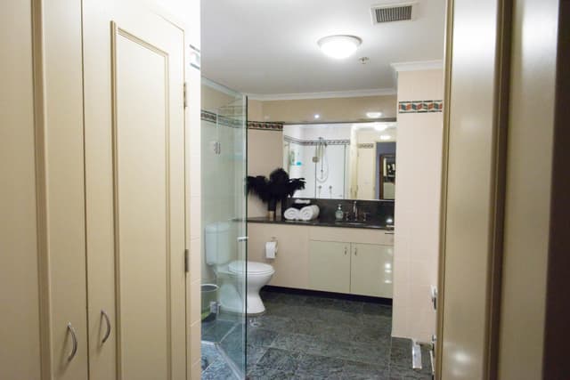 2 Bedroom