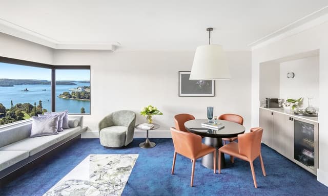 1 King 1 Bedroom Suite Opera House View