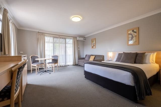 Executive Room