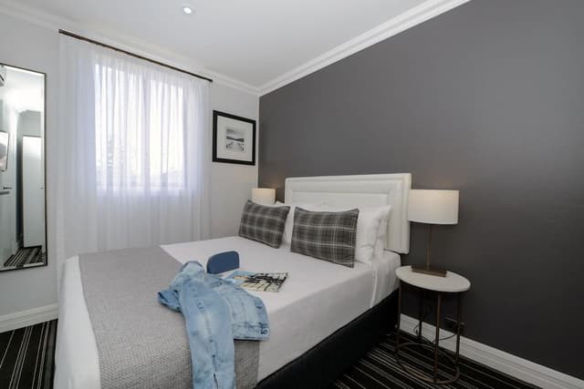 Queen Room