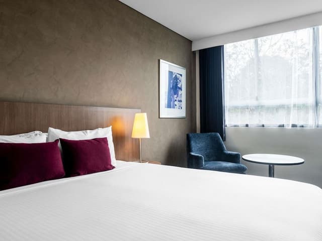 Classic Room, 1 King Bed